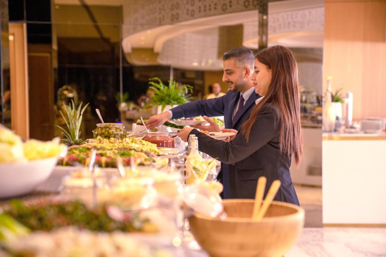 Century Marina Hotel - Lusail Extérieur photo